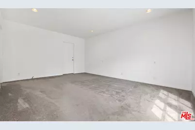 3640 Meadville Dr, Sherman Oaks, CA 91403 - Photo 36