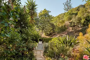 6871 Sunny Cove, Los Angeles, CA 90068 - Photo 18