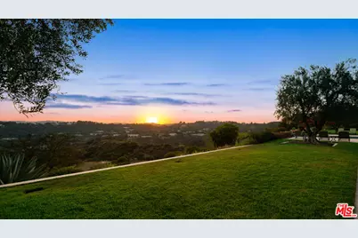 10 Beverly Ridge Ter, Beverly Hills, CA 90210 - Photo 32