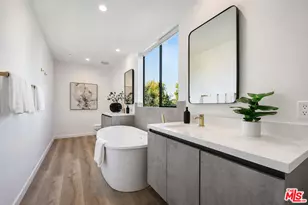 11614 Colfax Mdw Ln, Studio City, CA 91604 - Photo 22