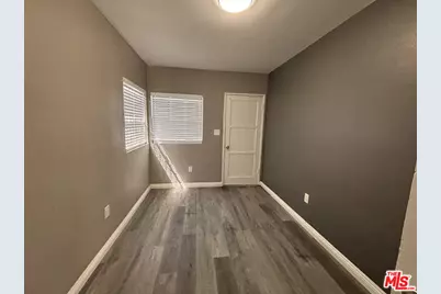 1000 N Sloan Ave, Compton, CA 90221 - Photo 12