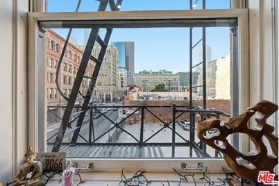 257 S Spring St #2M, Los Angeles, CA 90012 - Photo 24