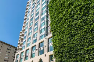 10727 Wilshire Blvd, Los Angeles, CA 90024 - Photo 2