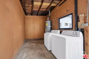 224 W 84th St, Los Angeles, CA 90003 - Photo 28