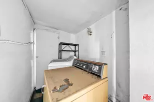 224 W 84th St, Los Angeles, CA 90003 - Photo 42