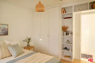 655 Angelus Pl, Venice, CA 90291 - Photo 10