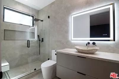 5529 Greenbush Ave, Sherman Oaks, CA 91401 - Photo 22