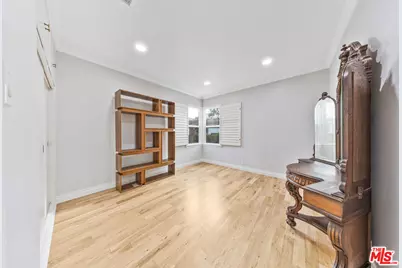 1926 Hauser Blvd, Los Angeles, CA 90016 - Photo 16