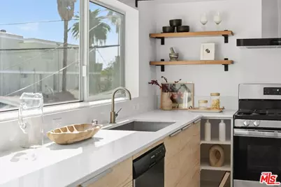 1244 14th St #E, Santa Monica, CA 90404 - Photo 8
