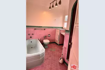 815 N Harper Ave, Los Angeles, CA 90046 - Photo 16