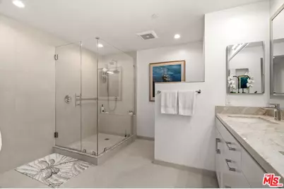 140 Ocean Park Blvd #425, Santa Monica, CA 90405 - Photo 28