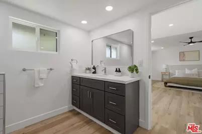 14141 Clarissa Ln, Santa Ana, CA 92705 - Photo 20