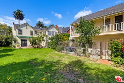 520 S Irving Blvd, Los Angeles, CA 90020 - Photo 40