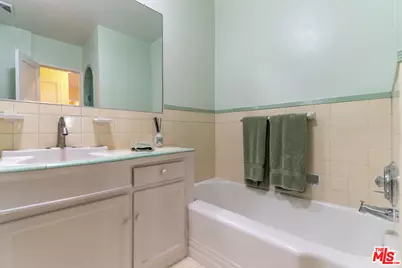 6032 W 74th St, Los Angeles, CA 90045 - Photo 32