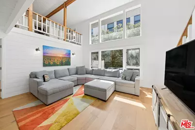 7727 W 82nd St, Playa del Rey, CA 90293 - Photo 14