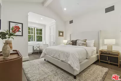 4760 Amigo Ave, Los Angeles, CA 91356 - Photo 28