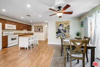 537 Stanford Rd, Burbank, CA 91504 - Photo 18