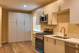 702 Crenshaw Blvd, Los Angeles, CA 90005 - Photo 18