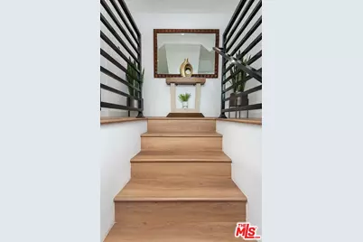 1151 S Ardmore Ave, Los Angeles, CA 90006 - Photo 10