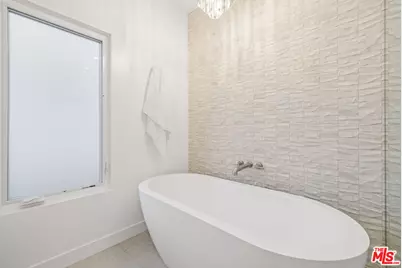 17337 Tiara St, Encino, CA 91316 - Photo 16