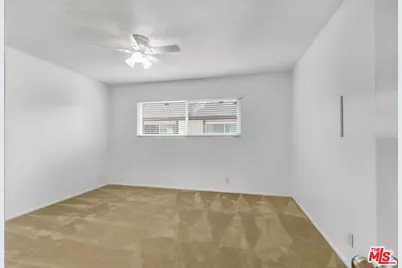13996 Cerise Ave, Hawthorne, CA 90250 - Photo 18