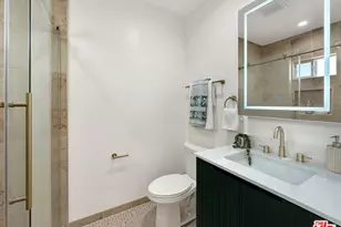 7032 2nd Ave, Los Angeles, CA 90043 - Photo 18