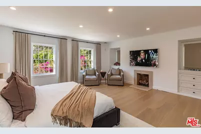1248 N Wetherly Dr, Los Angeles, CA 90069 - Photo 24