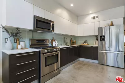 6683 Franklin Ave #3, Los Angeles, CA 90028 - Photo 12