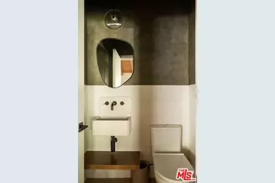 3546 Mandeville Canyon Rd, Los Angeles, CA 90049 - Photo 12