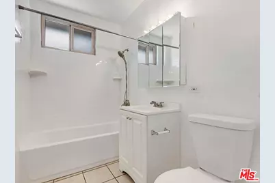521 S Oak St, Inglewood, CA 90301 - Photo 10