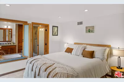 1239 Fernwood Pacific Dr, Topanga, CA 90290 - Photo 24