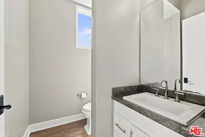 13071 Bluff Creek Dr, Los Angeles, CA 90094 - Photo 16