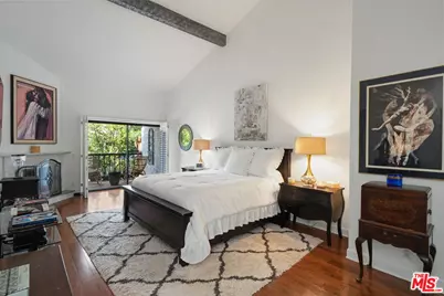 17204 Palisades Cir, Pacific Palisades, CA 90272 - Photo 32