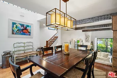 17204 Palisades Cir, Pacific Palisades, CA 90272 - Photo 20