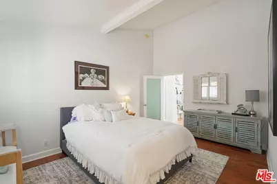 17204 Palisades Cir, Pacific Palisades, CA 90272 - Photo 46