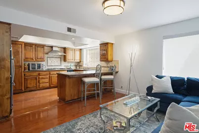 17204 Palisades Cir, Pacific Palisades, CA 90272 - Photo 24