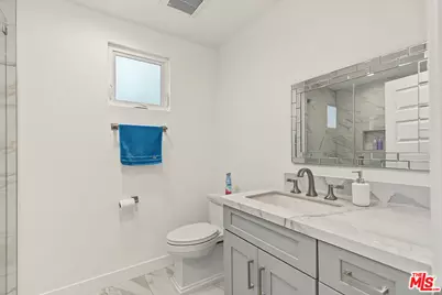 13039 Garris Ave, Granada Hills, CA 91344 - Photo 30
