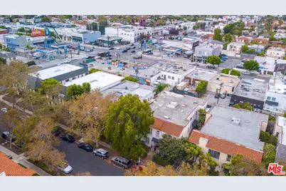 321 N Sycamore Ave, Los Angeles, CA 90036 - Photo 40