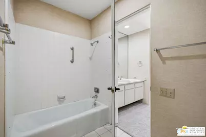 2515 N Whitewater Club Dr #A, Palm Springs, CA 92262 - Photo 22