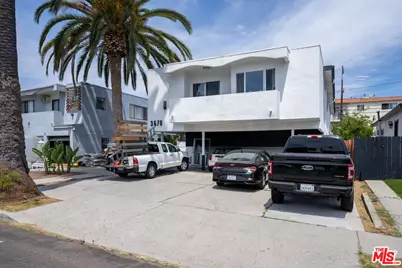 3670 Greenfield Ave, Los Angeles, CA 90034 - Photo 2