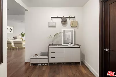 447 N Doheny Dr #305, Beverly Hills, CA 90210 - Photo 14