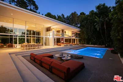 400 Castle Pl, Beverly Hills, CA 90210 - Photo 42