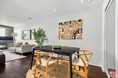 1215 N Olive Dr #306, West Hollywood, CA 90069 - Photo 12