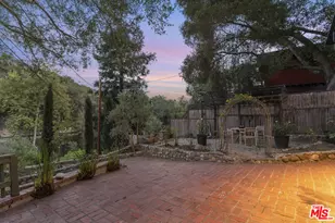 1367 Oakwood Dr, Topanga, CA 90290 - Photo 36