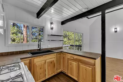 25167 Banning Idyllwild Rd, Idyllwild, CA 92549 - Photo 22
