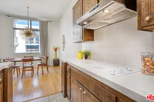 11970 Montana Ave, Los Angeles, CA 90049 - Photo 12