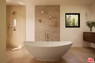 1164 N Doheny Dr, Los Angeles, CA 90069 - Photo 16