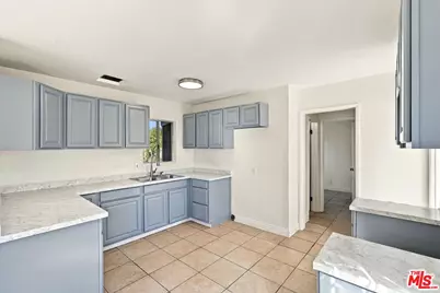105 N Dalton Ave, Azusa, CA 91702 - Photo 12