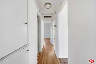14707 Addison St, Sherman Oaks, CA 91403 - Photo 12