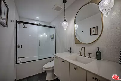 15511 Sherman Way #40, Van Nuys, CA 91406 - Photo 16